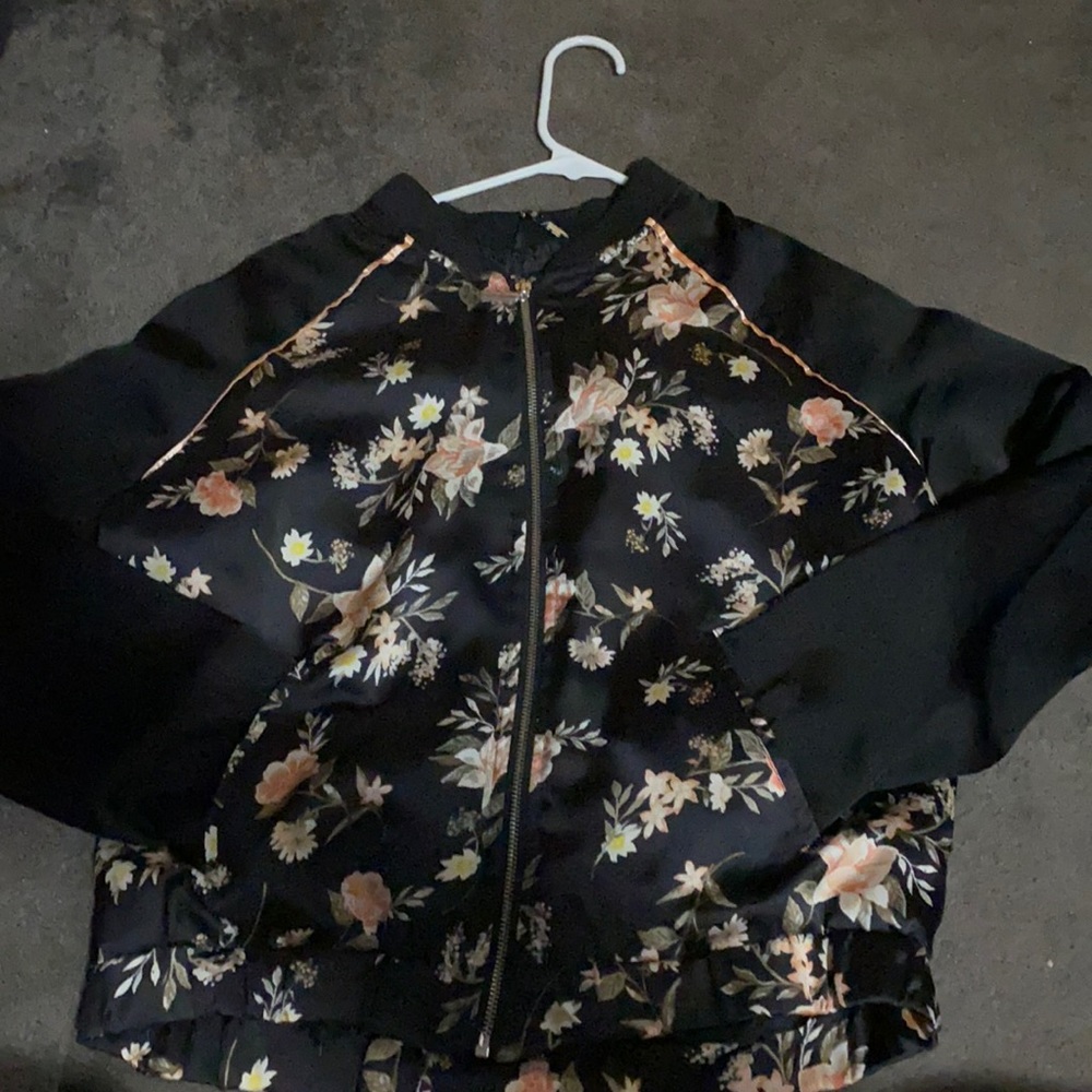 Bomber jacket